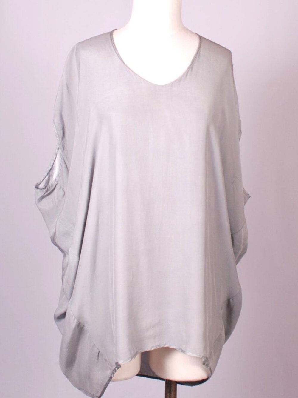 EUC Vince Oversized Draped Silk Caftan Blouse, Sz - M